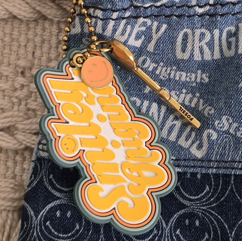 Fossil ร Smiley Denim - Picture 8 of 15